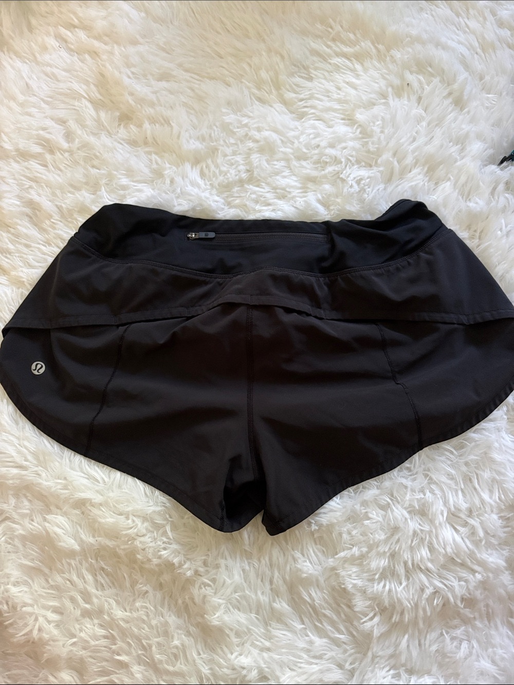 lululemon speed up low rise 2.5” shorts black